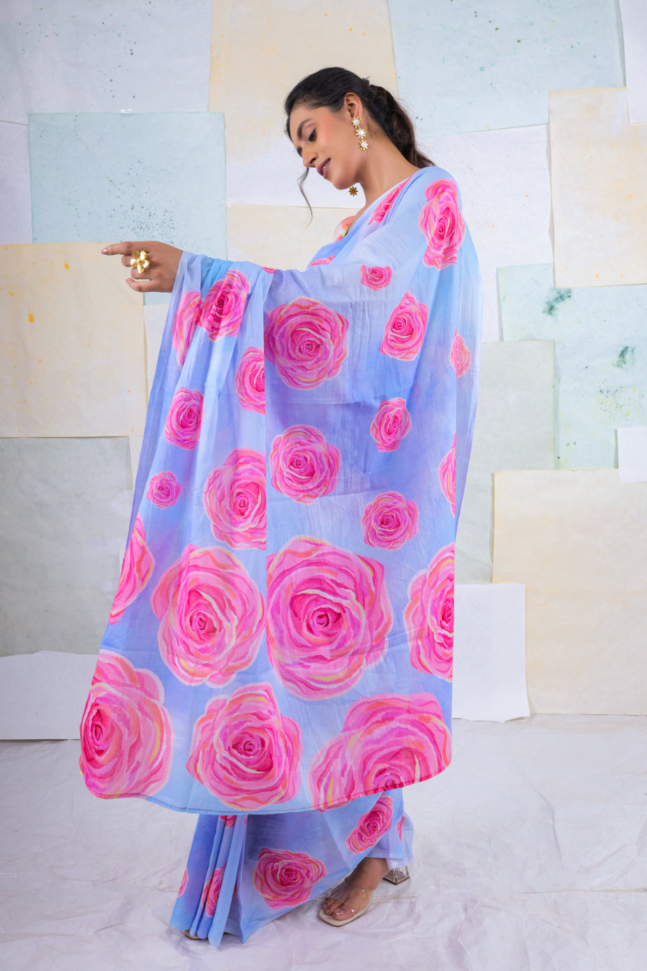 Hana bella rose saree