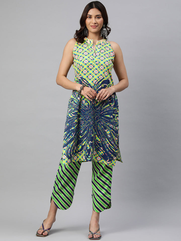 Green Color Floral Printed Pure Cotton  Kurta Set
