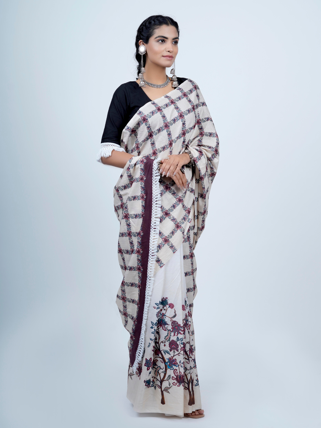 Buta Buti Chintz Floral Printed Cotton Tasseled Saree