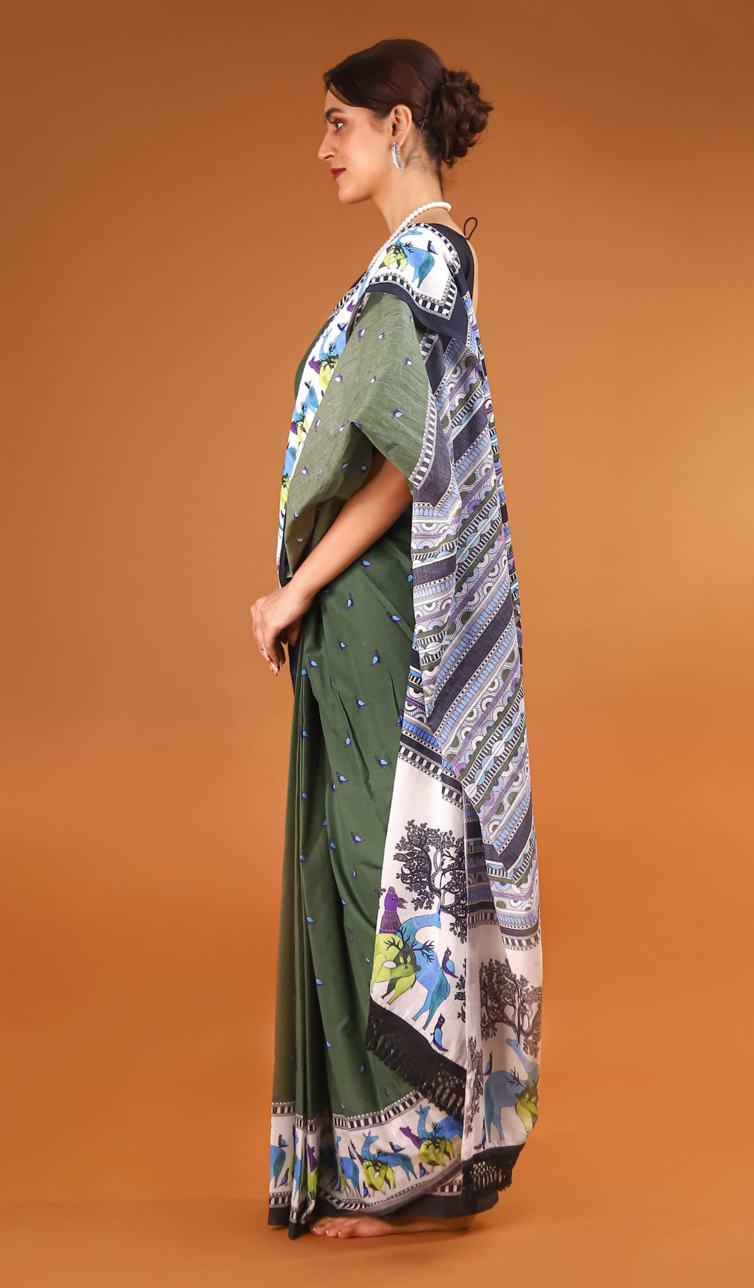 Buta Buti Green Colour Abstract Printed Pure Cotton Saree With Unstitched Blouse And Lace