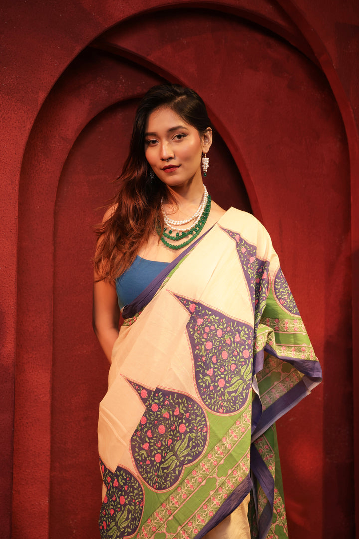 Taj saree