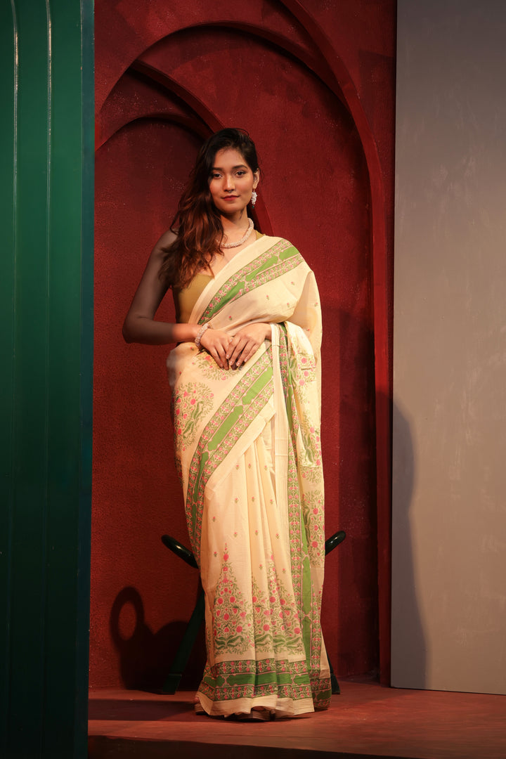 Pan Peetha saree
