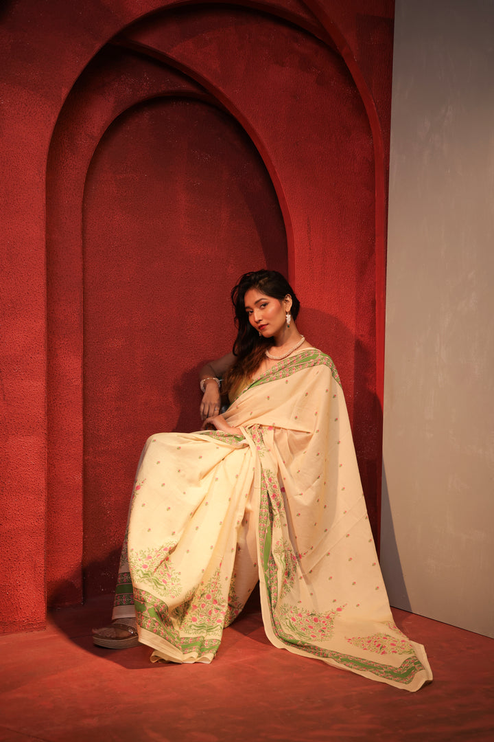 Pan Peetha saree