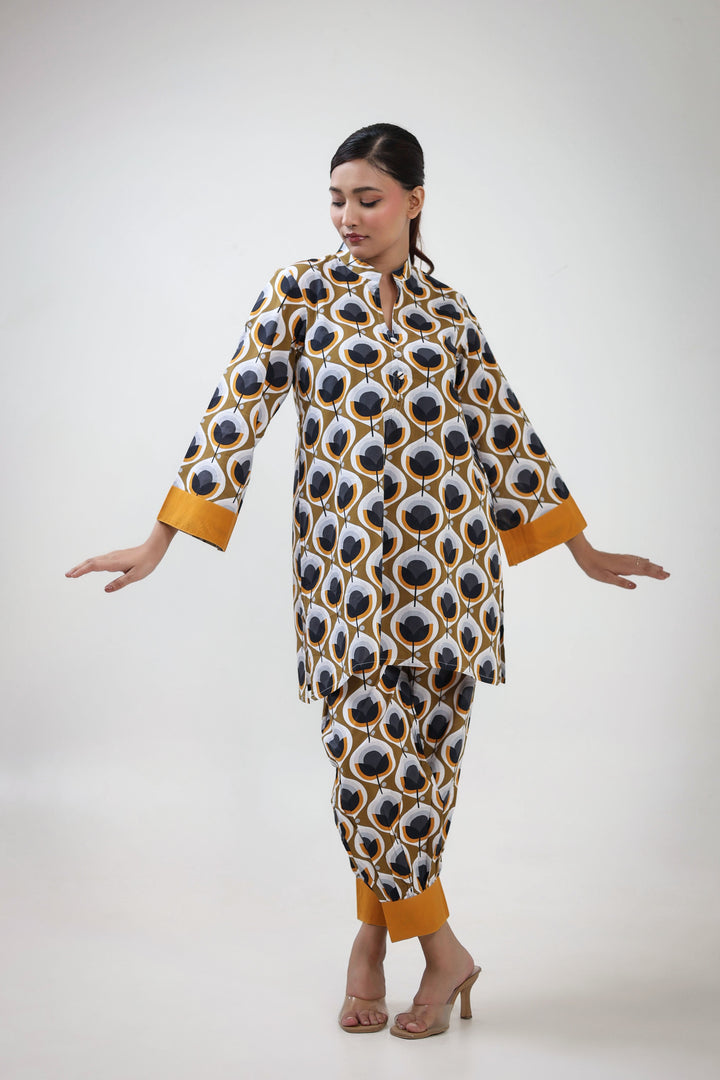 Geometric buta printed coordset