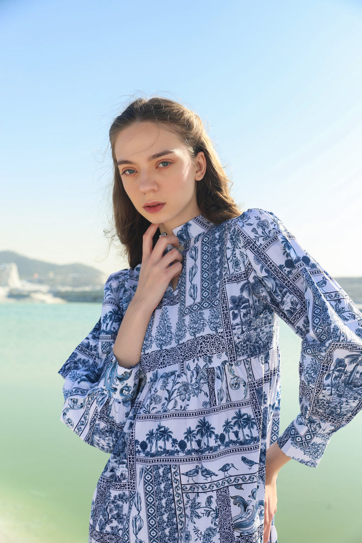 Blue brid print tier maxi dress)