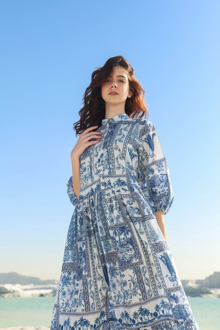 Blue feather  print tier maxi dress