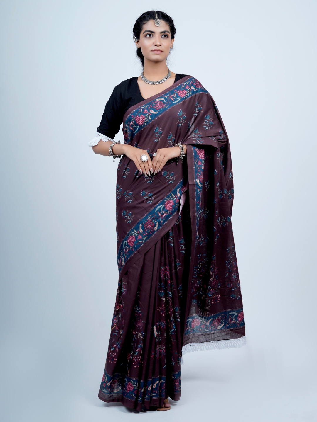 Buta Buti Chintz Floral Printed Cotton Tasseled Saree