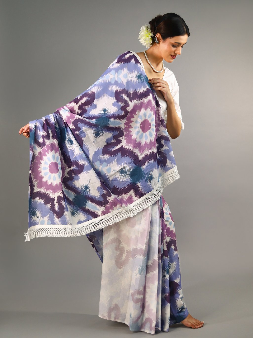 Buta Buti Purple Colour Abstract Printed Pure Cotton Saree With Unstitched Blouse And lace