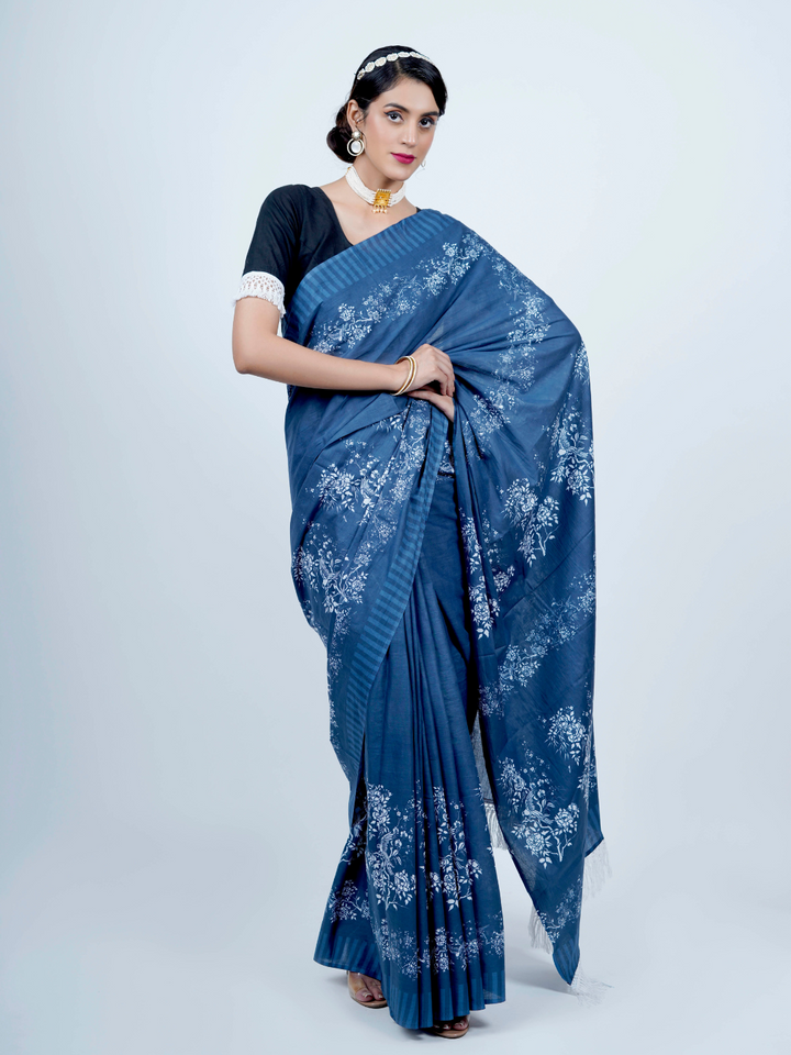 Buta Buti Floral Printed Cotton Tasseled Saree