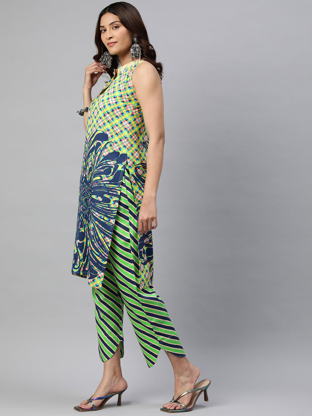 Green Color Floral Printed Pure Cotton  Kurta Set