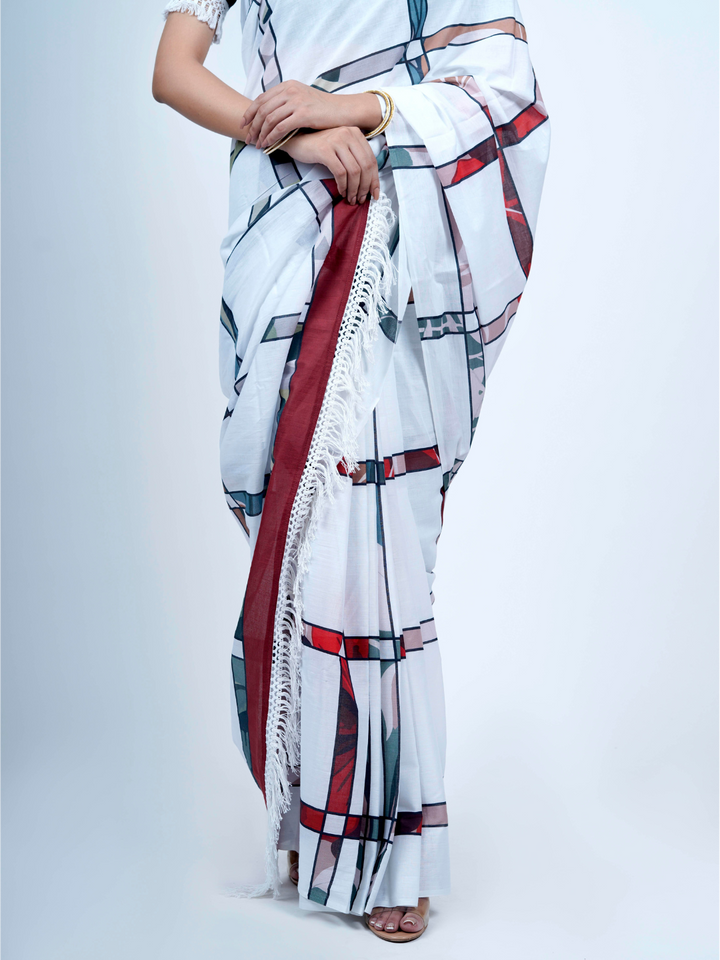 Buta Buti Checked Print Cotton Tasseled Saree