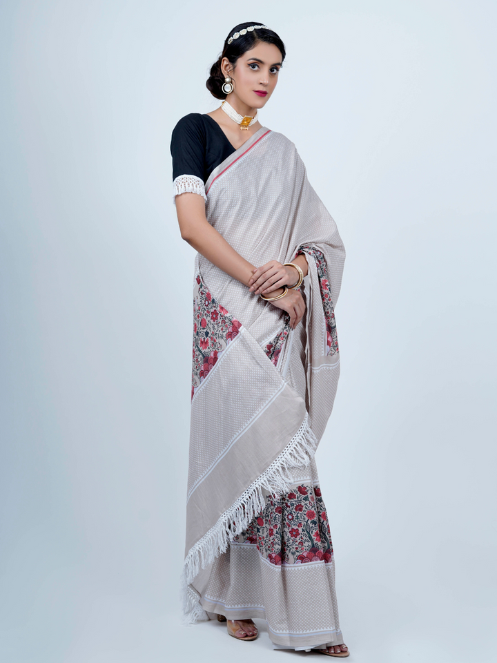 Buta Buti Floral Printed Cotton Tasseled Saree