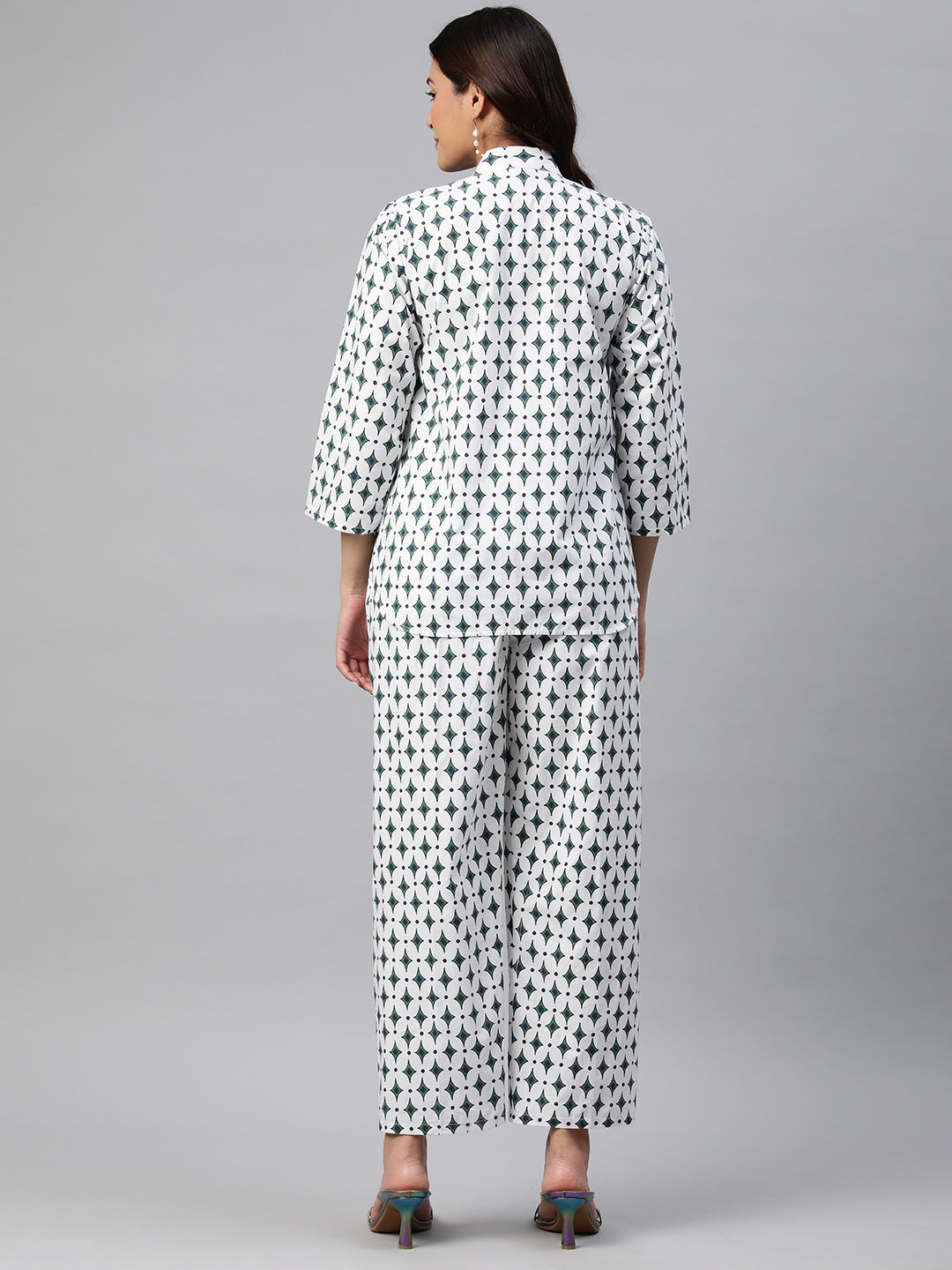 Green Color Floral Printed Pure Cotton Three-Quarter Sleeves Co-Ords