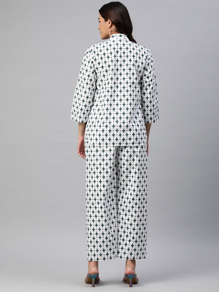 Green Color Floral Printed Pure Cotton Three-Quarter Sleeves Co-Ords