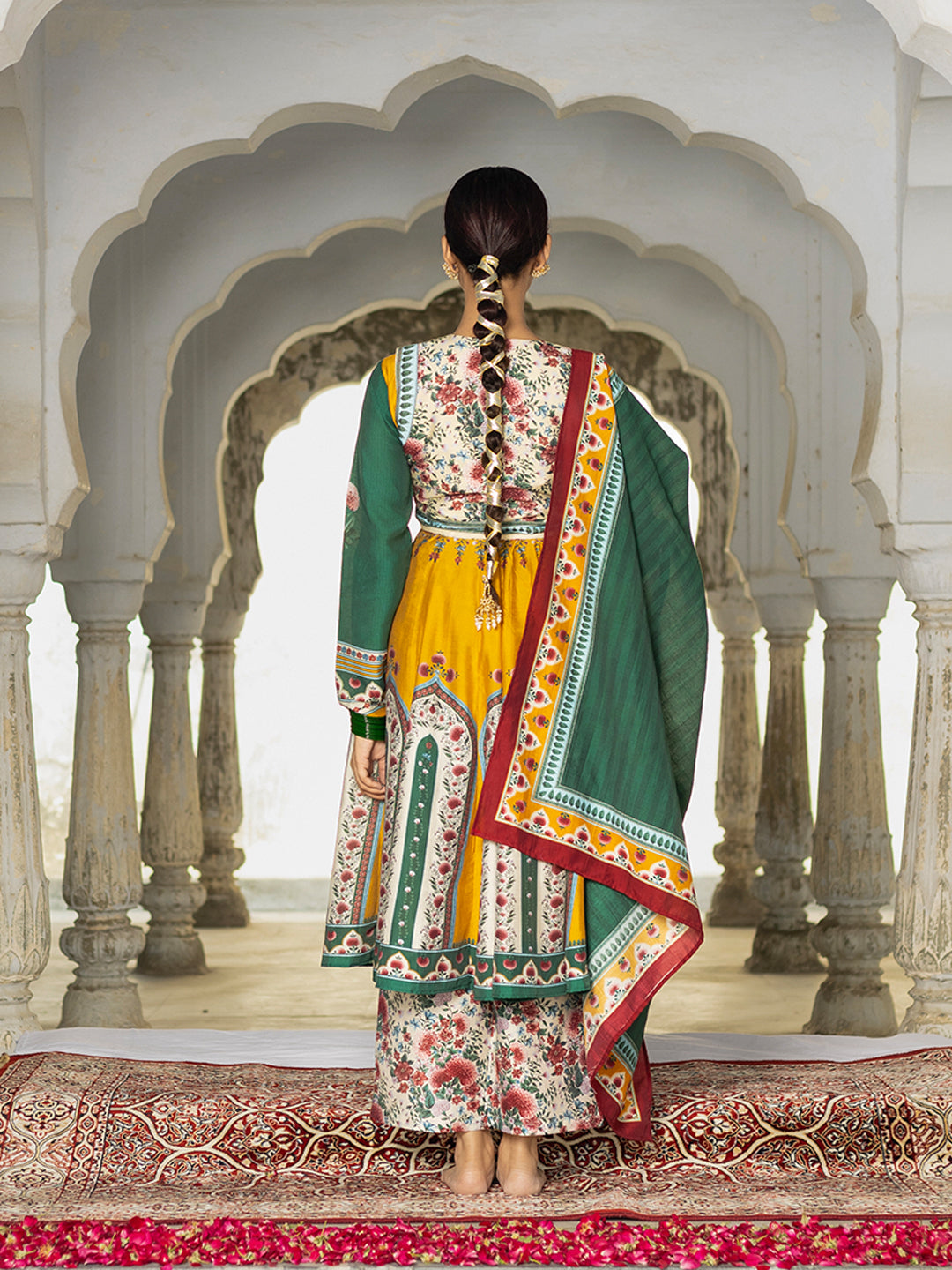 Mehak Banni Anarkali set