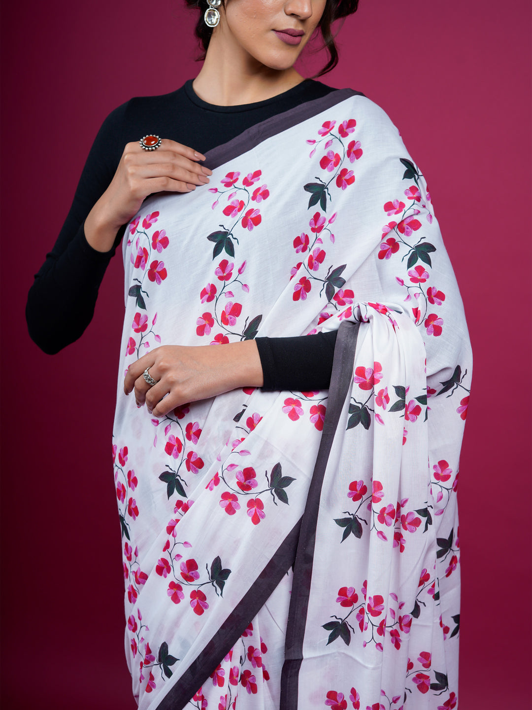 Buta Buti Floral Printed Cotton Saree With Tassels Embellishment