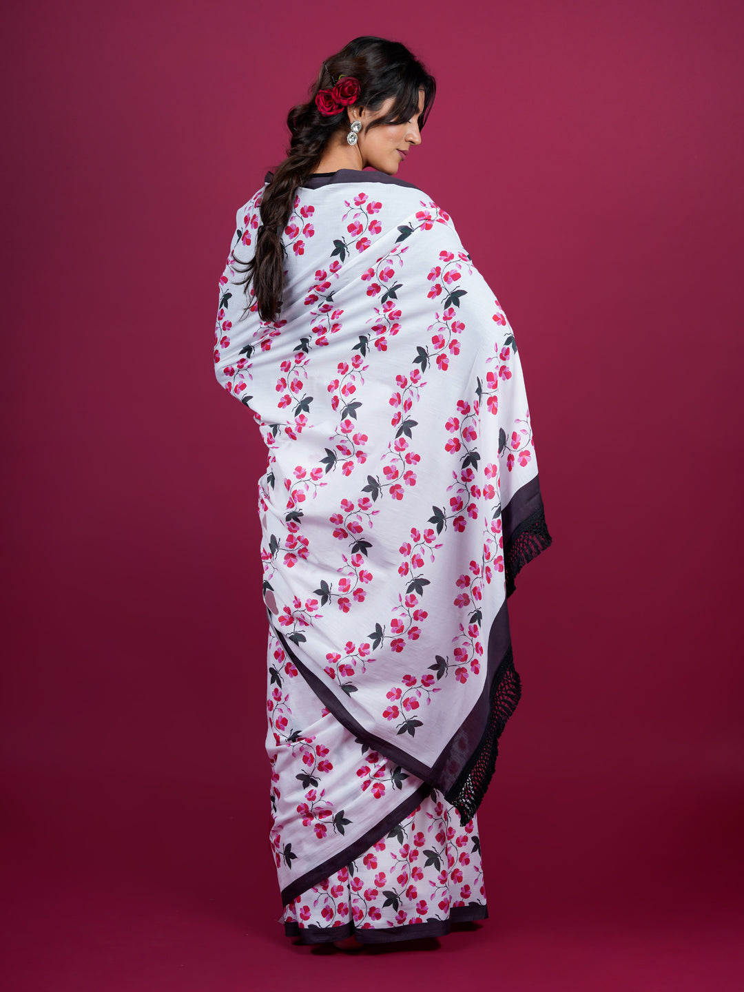 Buta Buti Floral Printed Cotton Saree With Tassels Embellishment