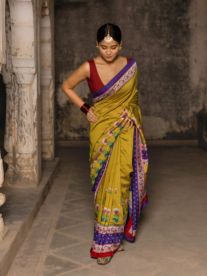 Phool maniyar saree