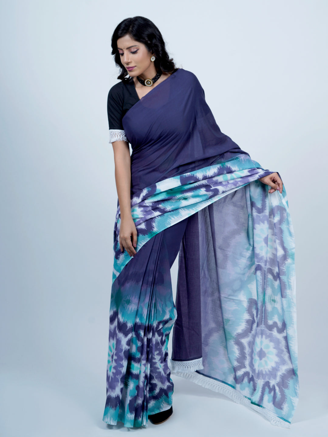 Buta Buti Ikat Ombre Printed Pure Cotton Tasseled Saree