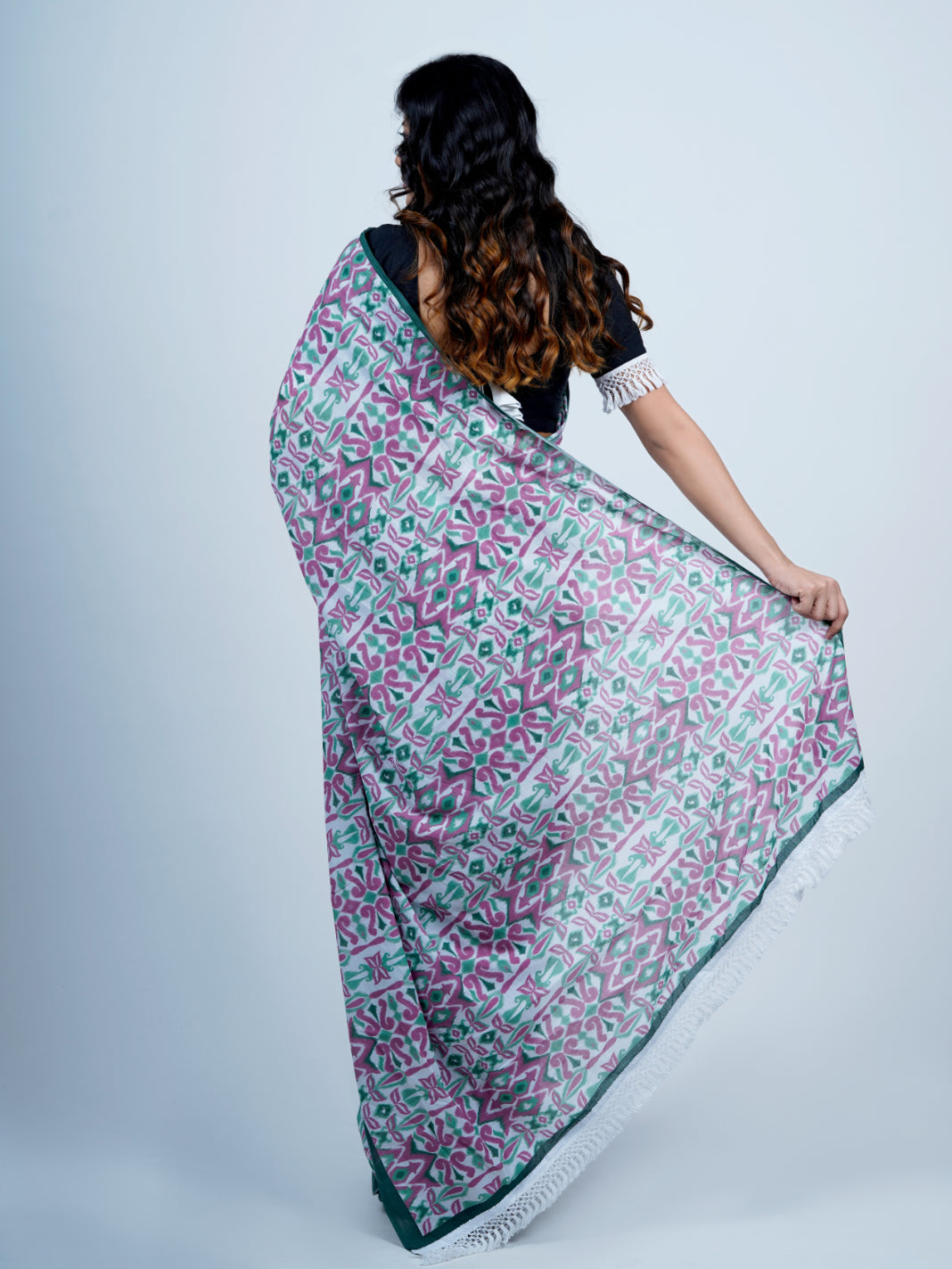 Buta Buti Ikat Ombre Printed Pure Cotton Tasseled Saree