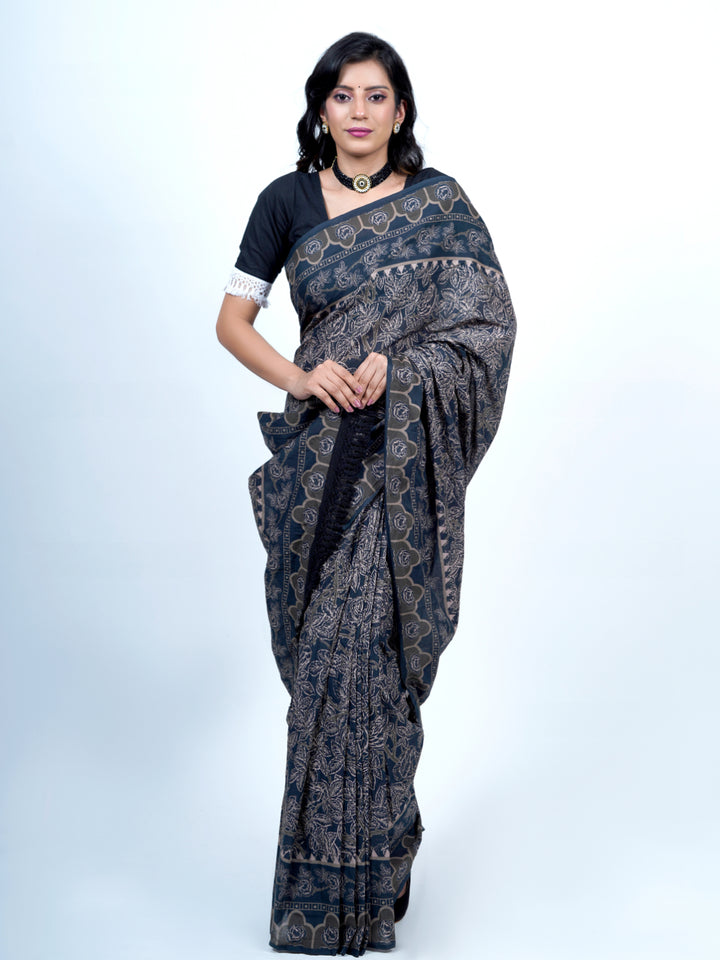 Buta Buti Floral Printed Pure Cotton Tasseled Printed Saree