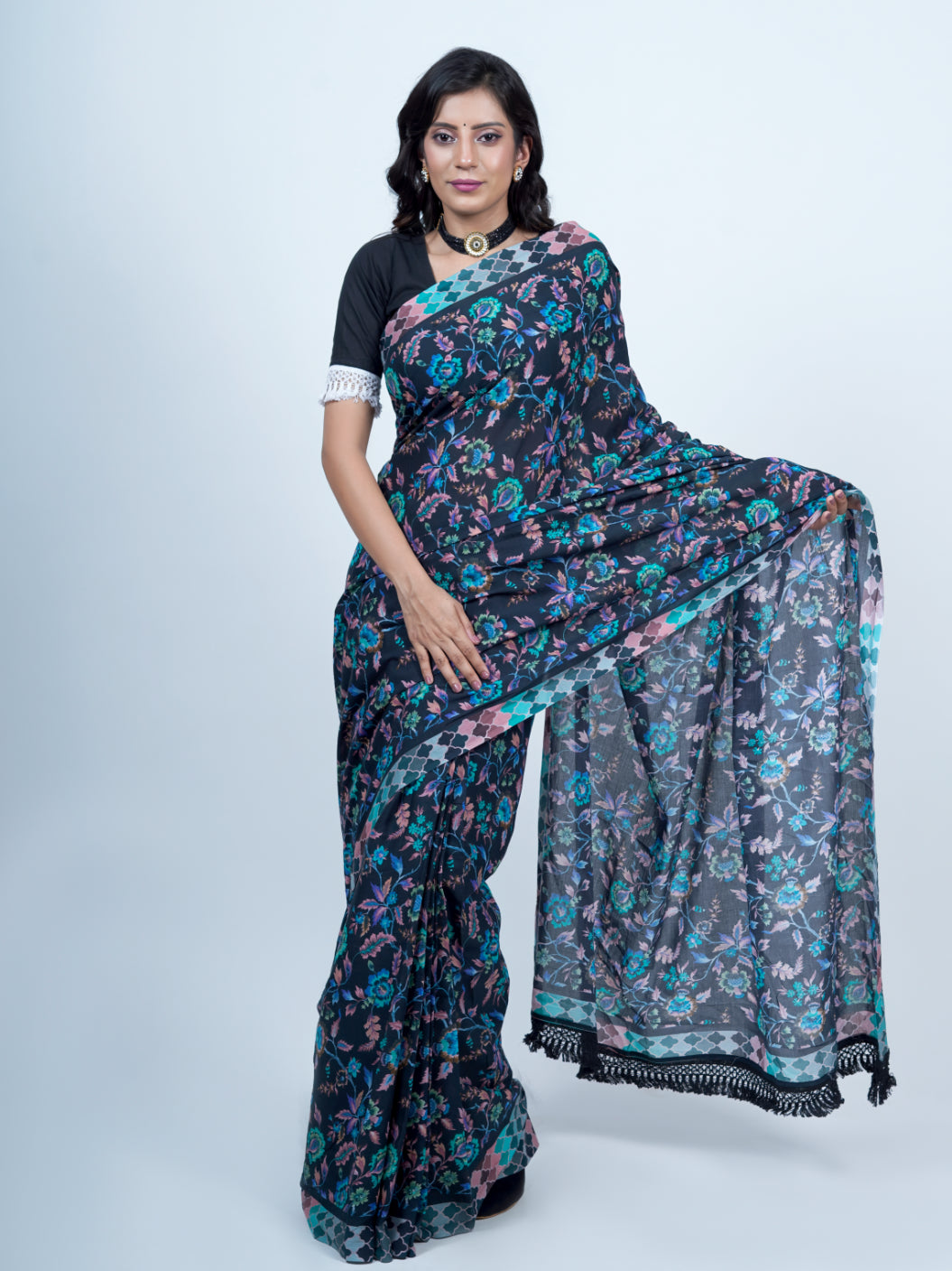 Buta Buti Chintz Floral Printed Pure Cotton Tasseled Saree