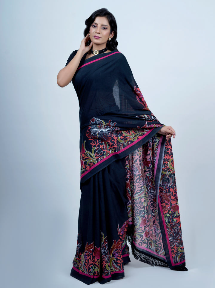 Buta Buti Floral Printed Pure Cotton Tasseled Printed Saree