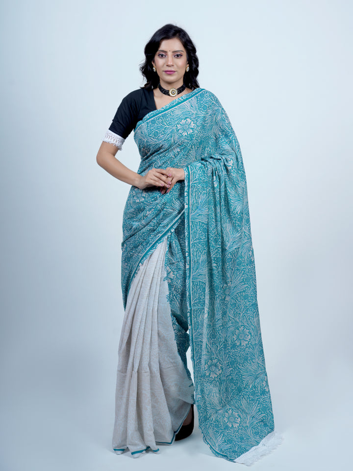 Buta Buti Floral Printed Pure Cotton Tasseled Printed Saree