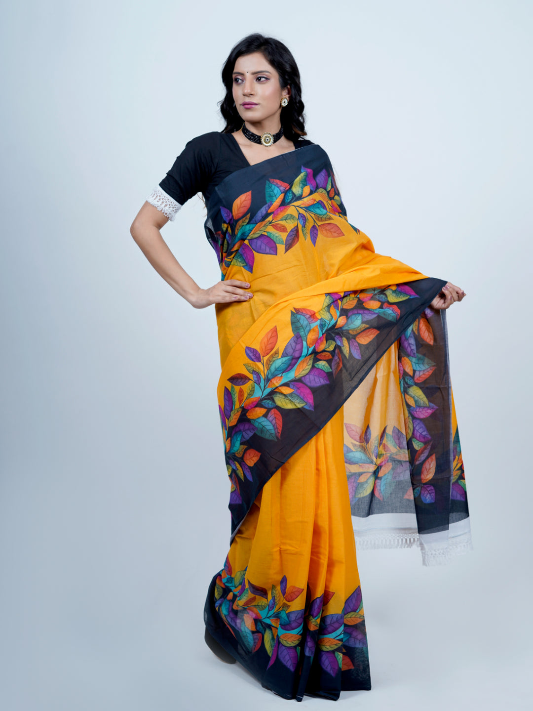 Buta Buti Leaf Printed Pure Cotton Tasseled Saree