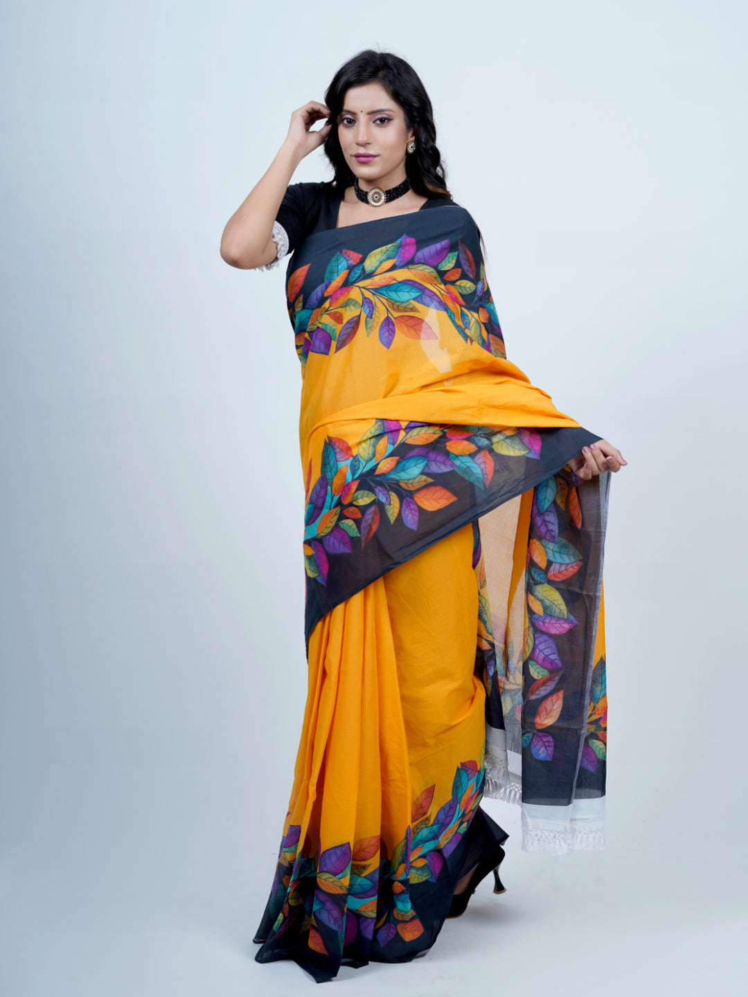 Buta Buti Leaf Printed Pure Cotton Tasseled Saree