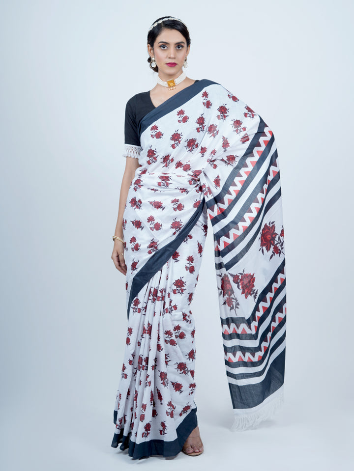 Buta Buti Floral Printed Pure Cotton Tasseled Printed Saree