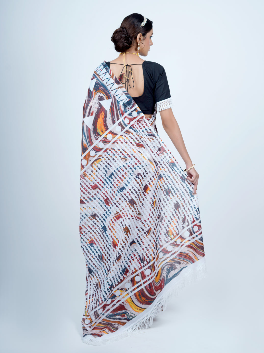 Buta Buti Abstract Art Printed Pure Cotton Tasseled Saree