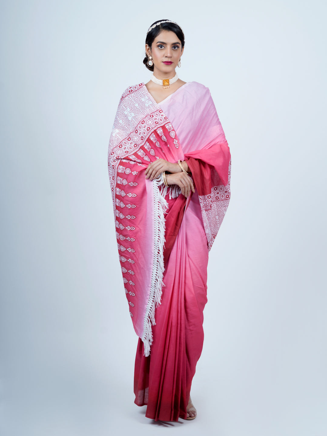 Buta Buti Ombre Printed Pure Cotton Tassled Saree