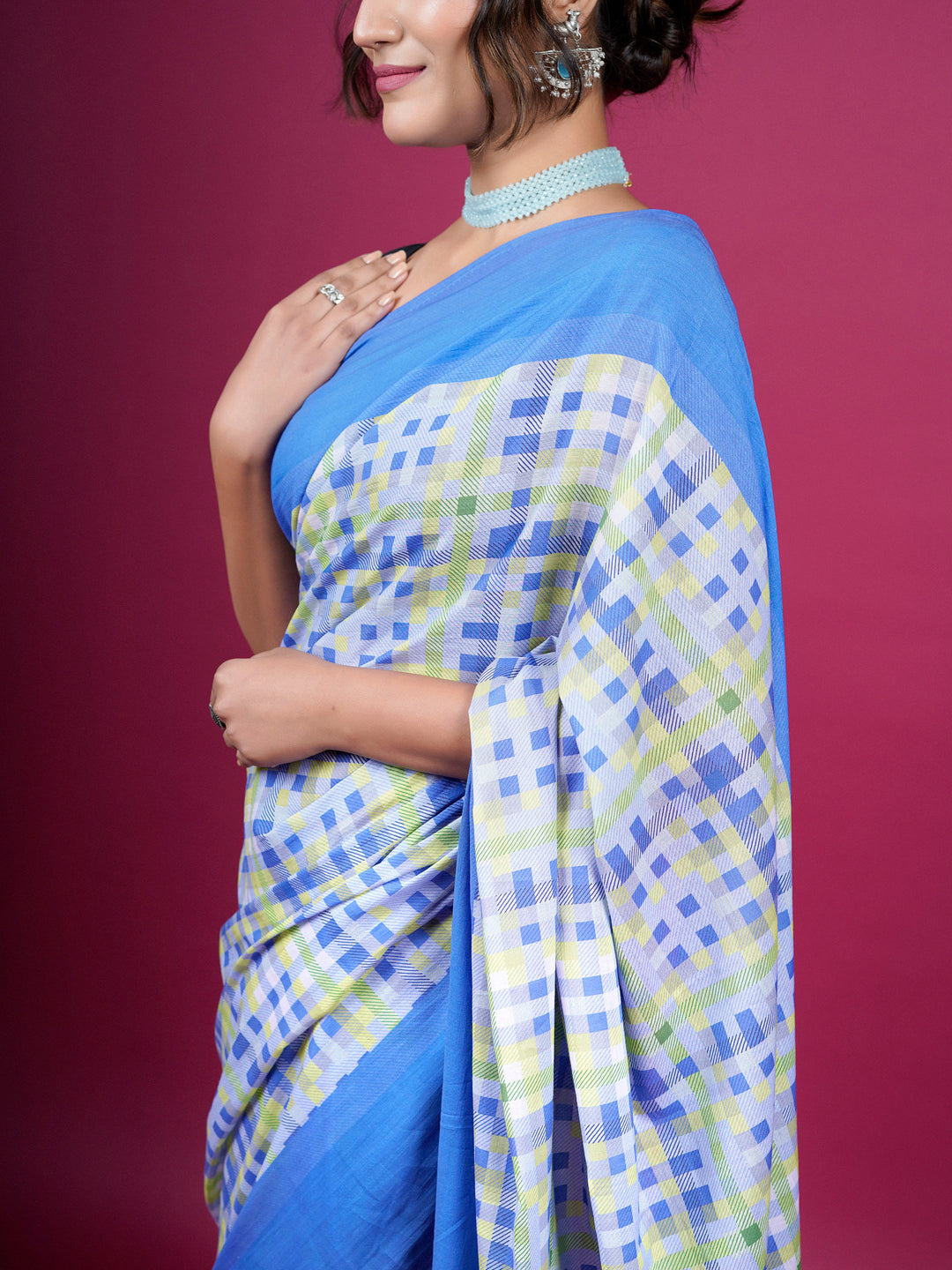 Buta Buti Checked Printed Cotton Saree With Tassels Embellishment