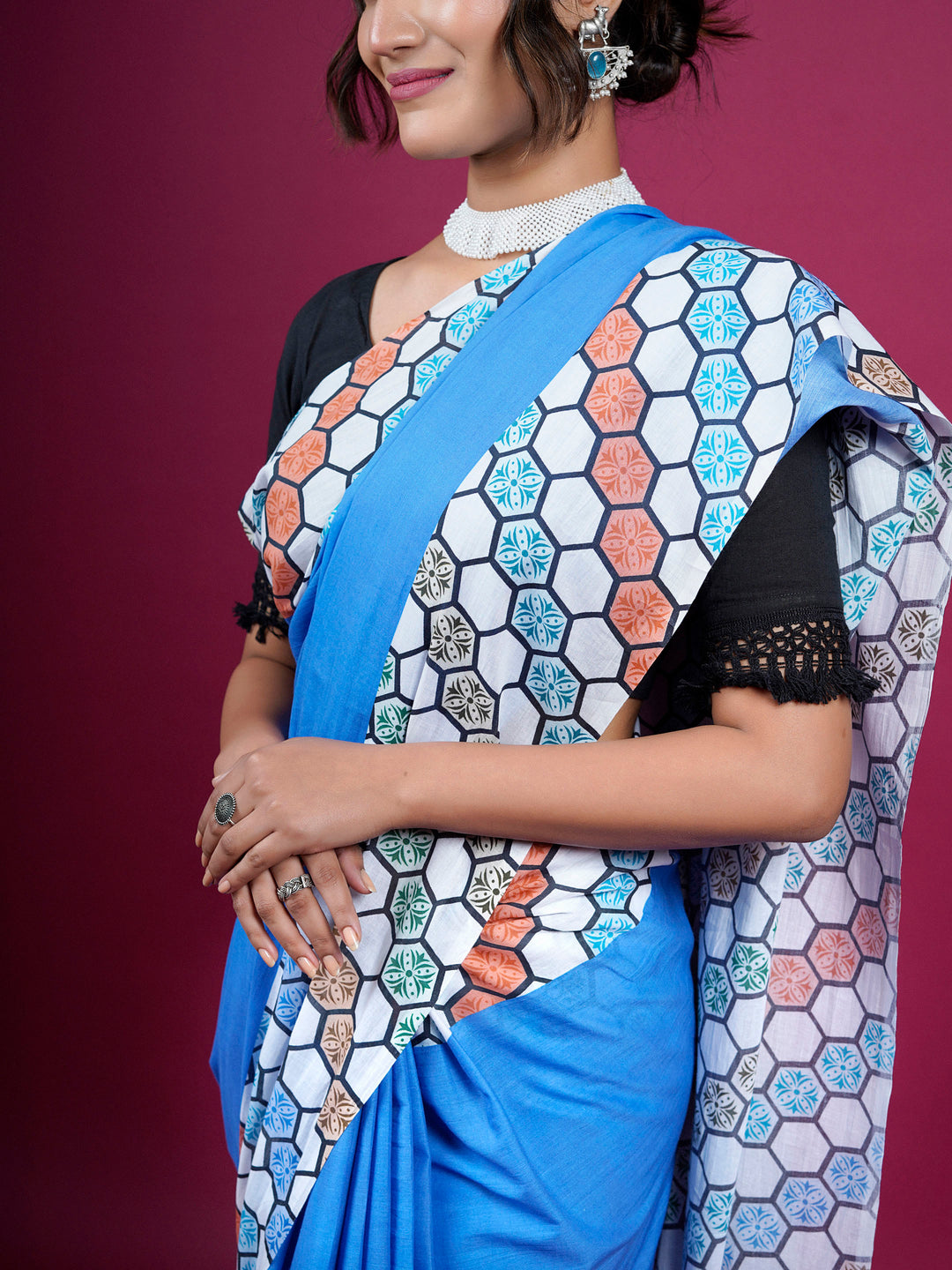 Buta Buti Color Block Printed Cotton Saree With Tassels Embelishment