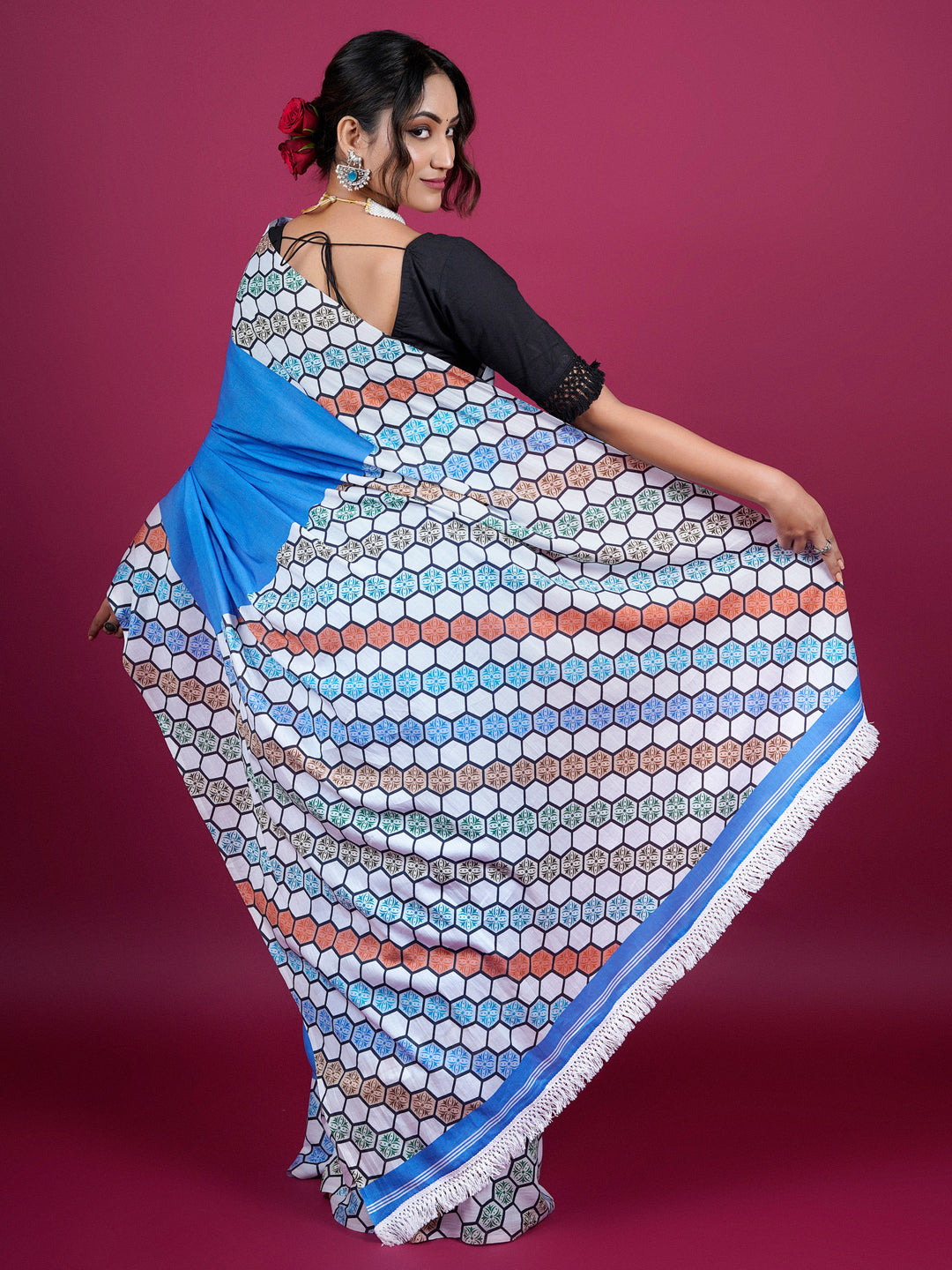 Buta Buti Color Block Printed Cotton Saree With Tassels Embelishment