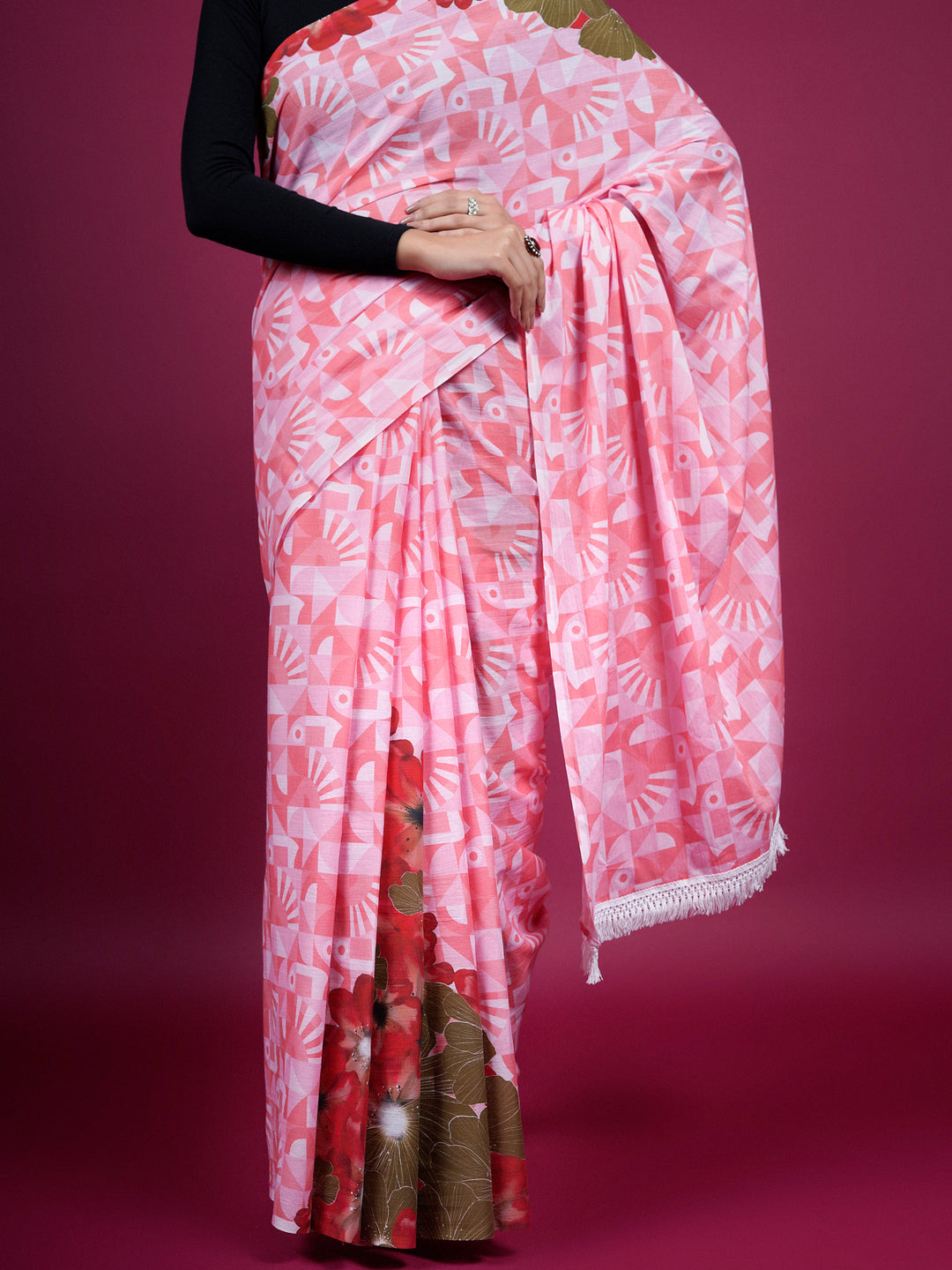 Buta Buti Floral and Geometric Printed Cotton Saree With Tassels Embellishment