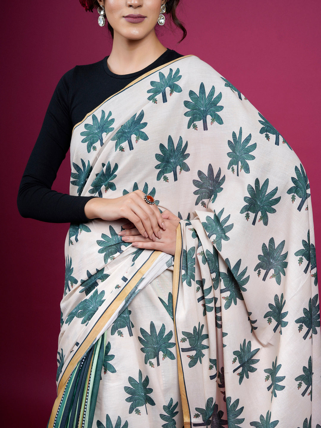 Buta Buti Botanical Printed Cotton Saree With Tassels Embellishment