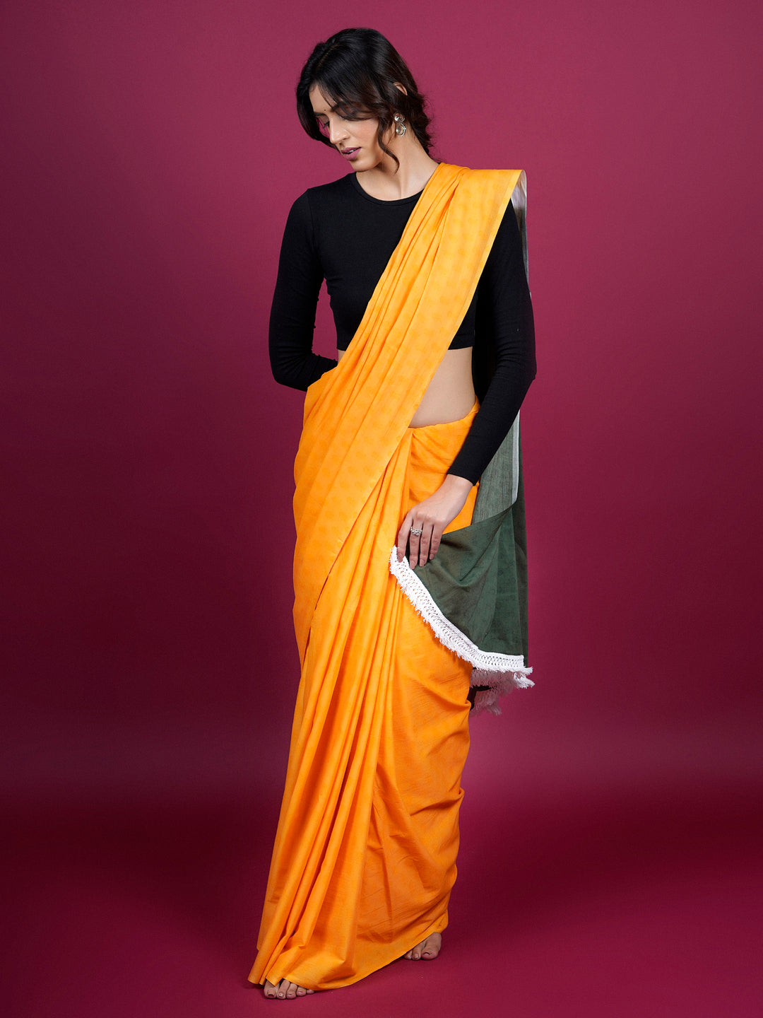 Buta Buti Solid Pirnted Cotton Saree With Tassels Embellishment