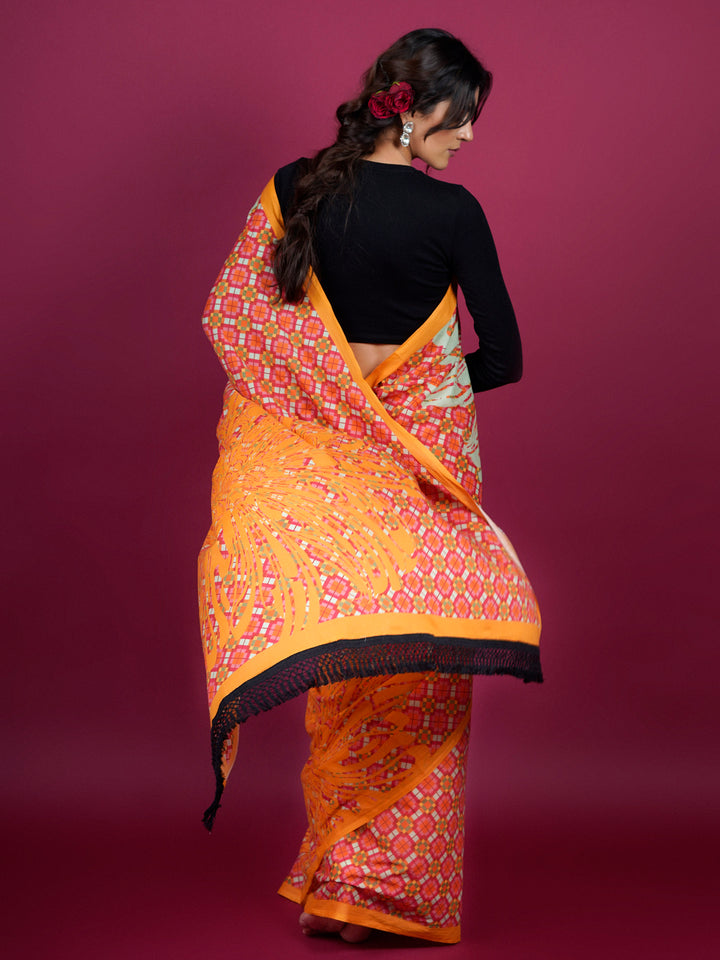 Buta Buti Floral and Pixel Printed Cotton Saree With Tassels Embellishment