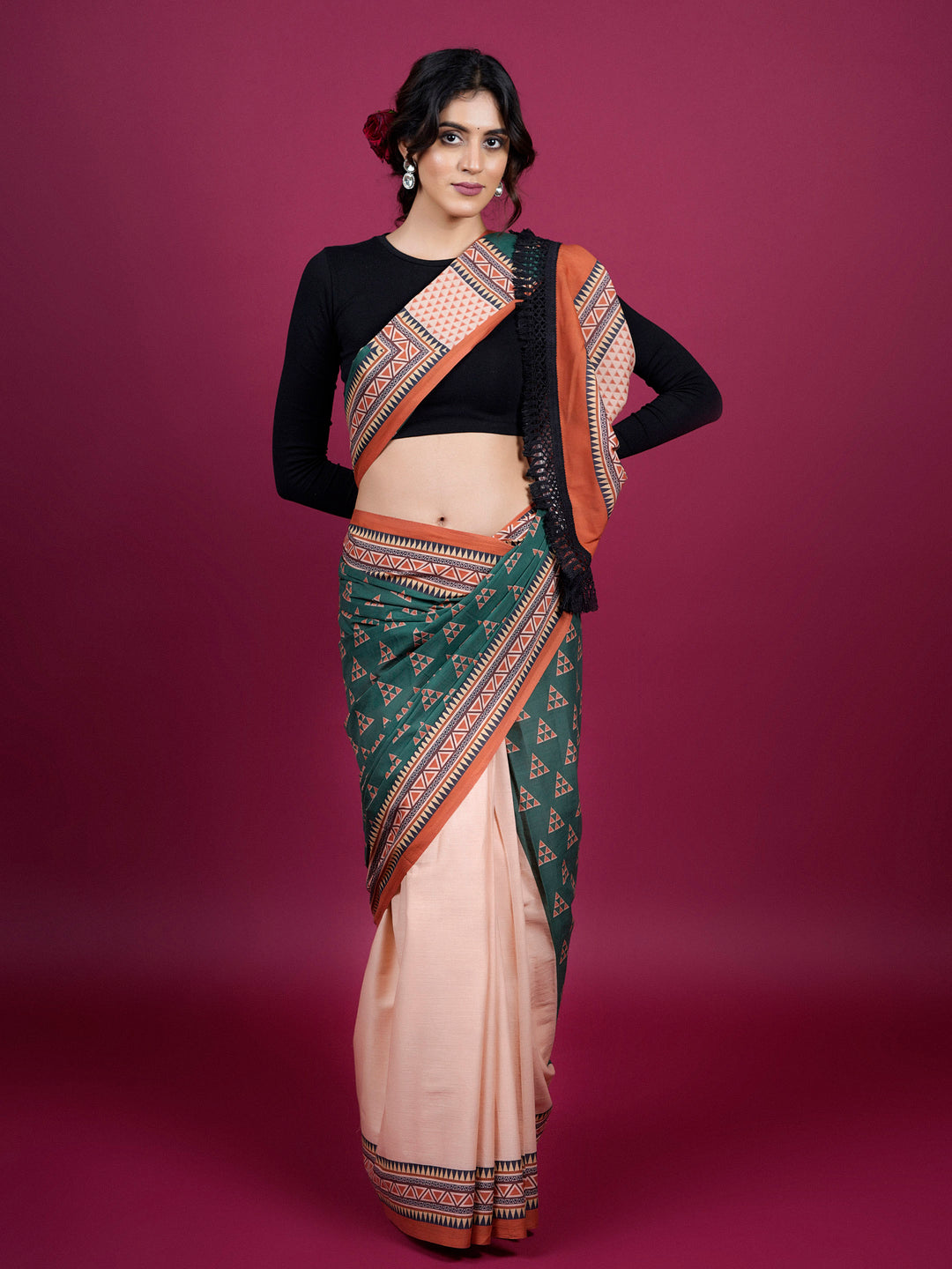 Buta Buti Geometrical Eithnical Printed Cotton Saree With Tassels Embelishment