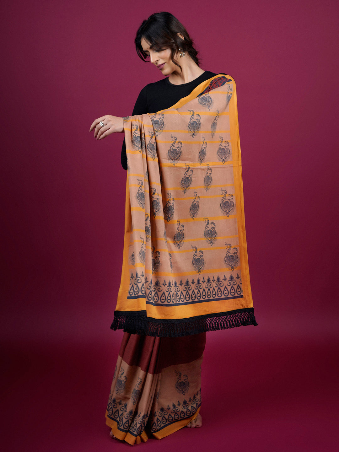 Buta Buti Ethnic Printed Cotton Saree With Tassels Embellishment