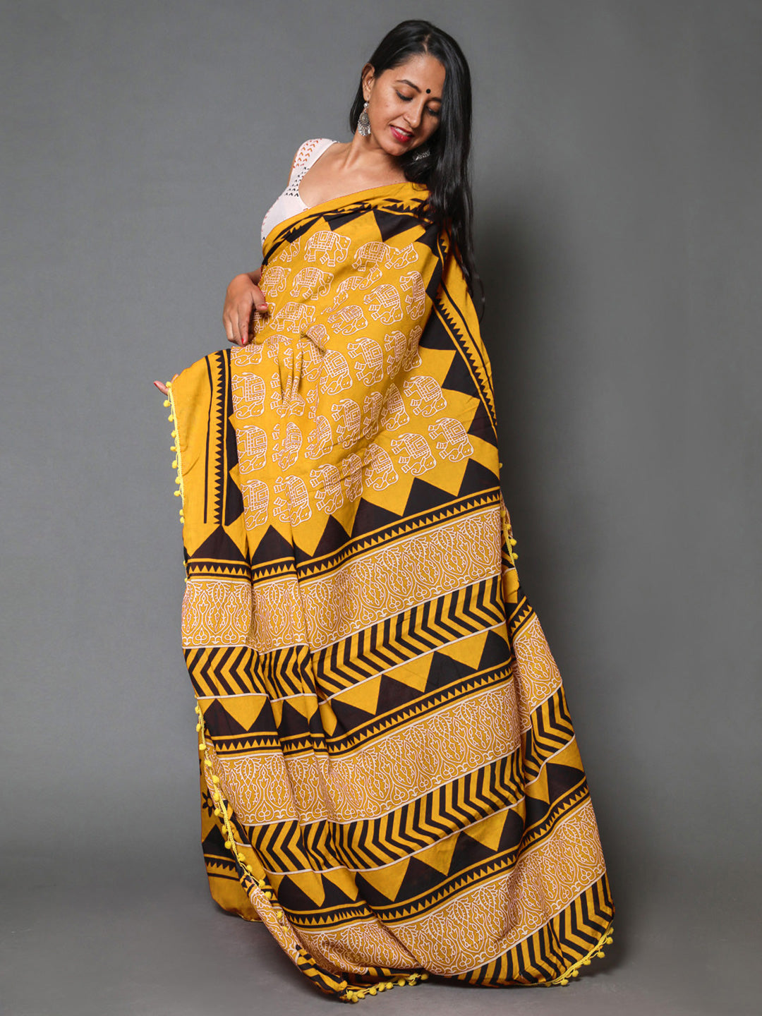 Buta Buti Mustard Colour Abstract Printed Pure Cotton Saree