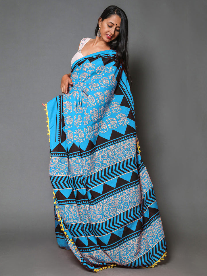 Buta Buti Blue Colour Abstract Printed Pure Cotton Saree