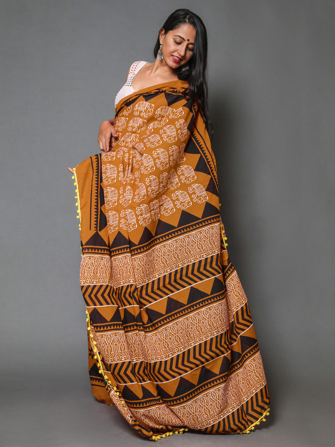 Buta Buti Rust Colour Abstract Printed Pure Cotton Saree