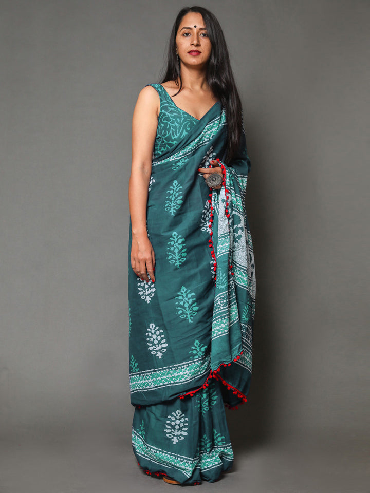 Buta Buti Green Colour Floral Printed Pure Cotton Saree