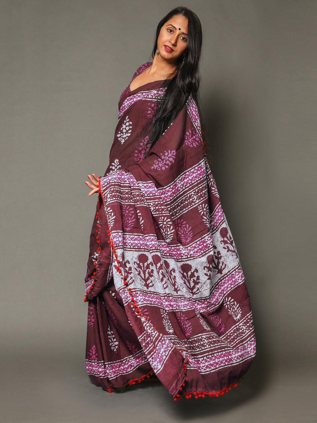 Buta Buti Maroon Colour Floral Printed Pure Cotton Saree