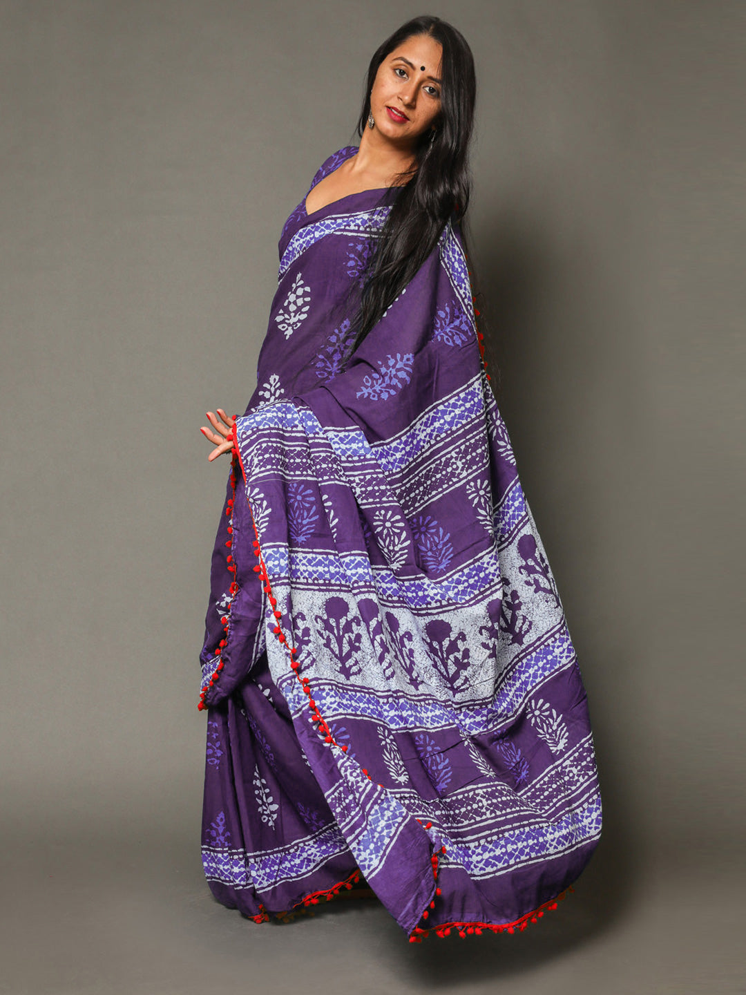 Buta Buti Purple Colour Floral Printed Pure Cotton Saree