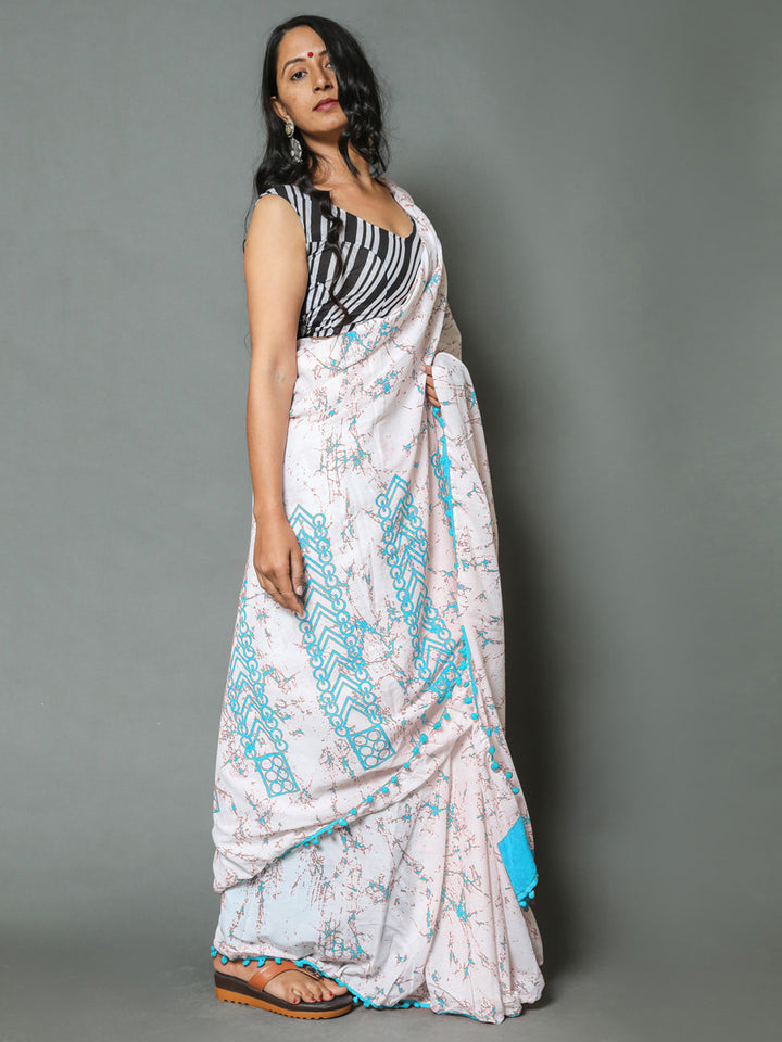 Buta Buti Blue Colour Tie and Dye Printed Pure Cotton Saree