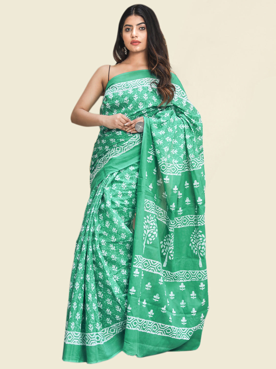 Buta Buti Green Colour Floral Printed Pure Cotton Saree